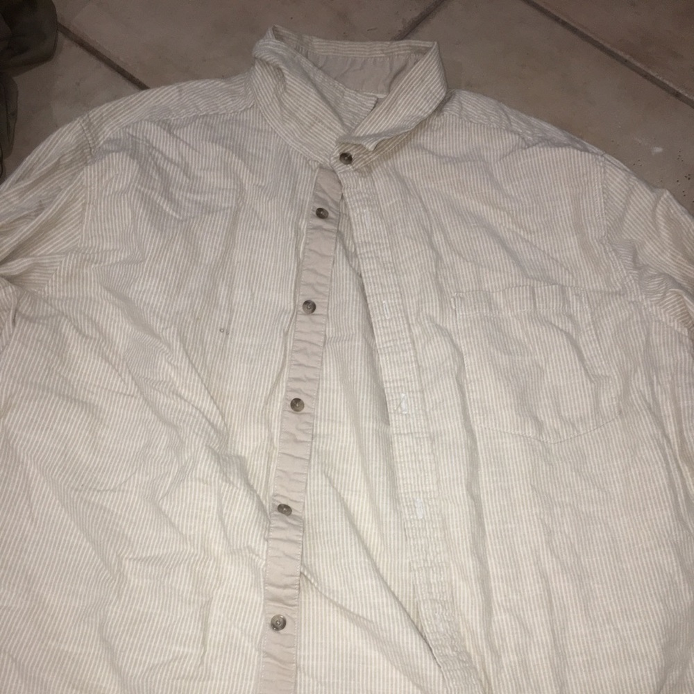 A Button Down Casual Long Collard Sleeve Shirt